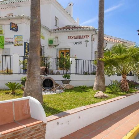 Apt Nerja Chimenea With Ocean View, A/C, & Fiber Apartment Exterior photo